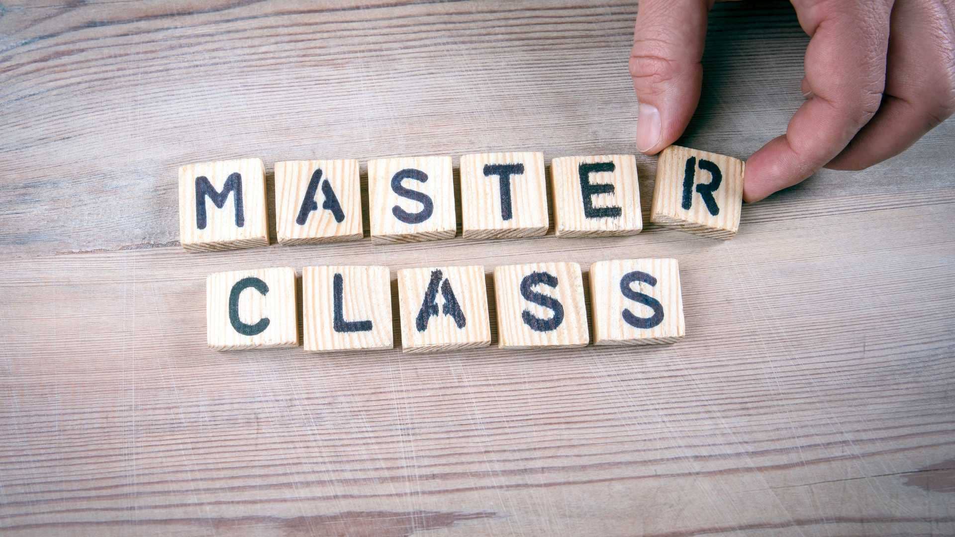 دراسة الماجستير مفيدة للعمل